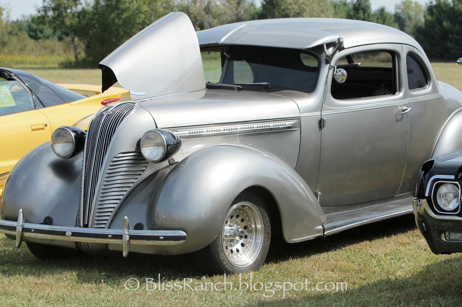 Bliss Ranch Vintage Car Patina