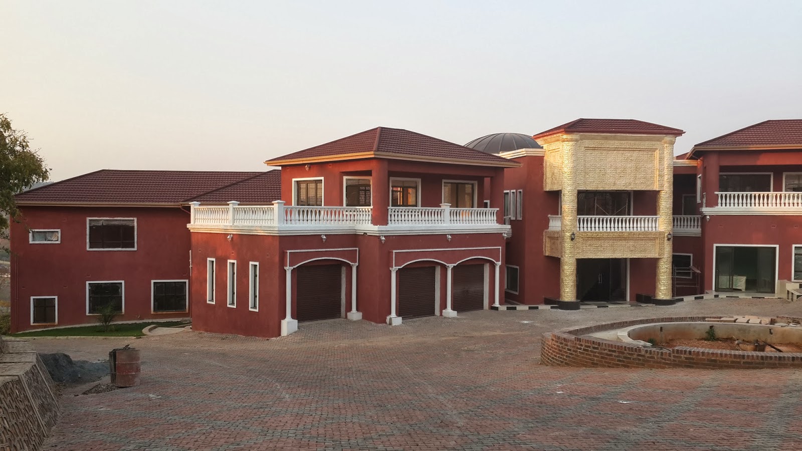 Luxury Mansions & Celebrity Homes Ultra Luxury Mansions in Carrick