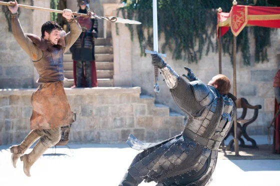 JUEGO DE TRONOS, EPISODIO 4X08 "THE MOUNTAIN AND THE VIPER"