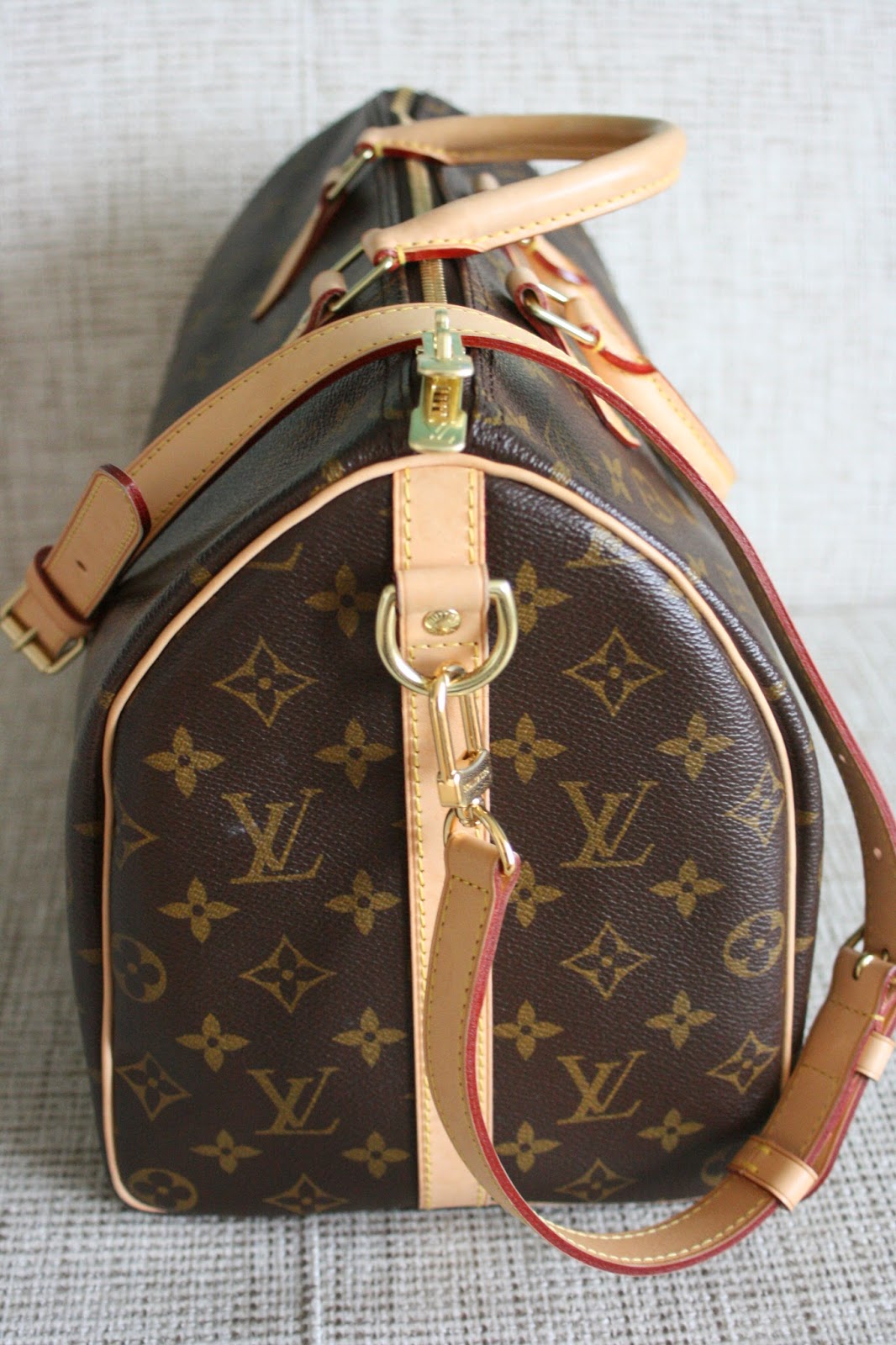 Louis Vuitton Tasche zu verkaufen.