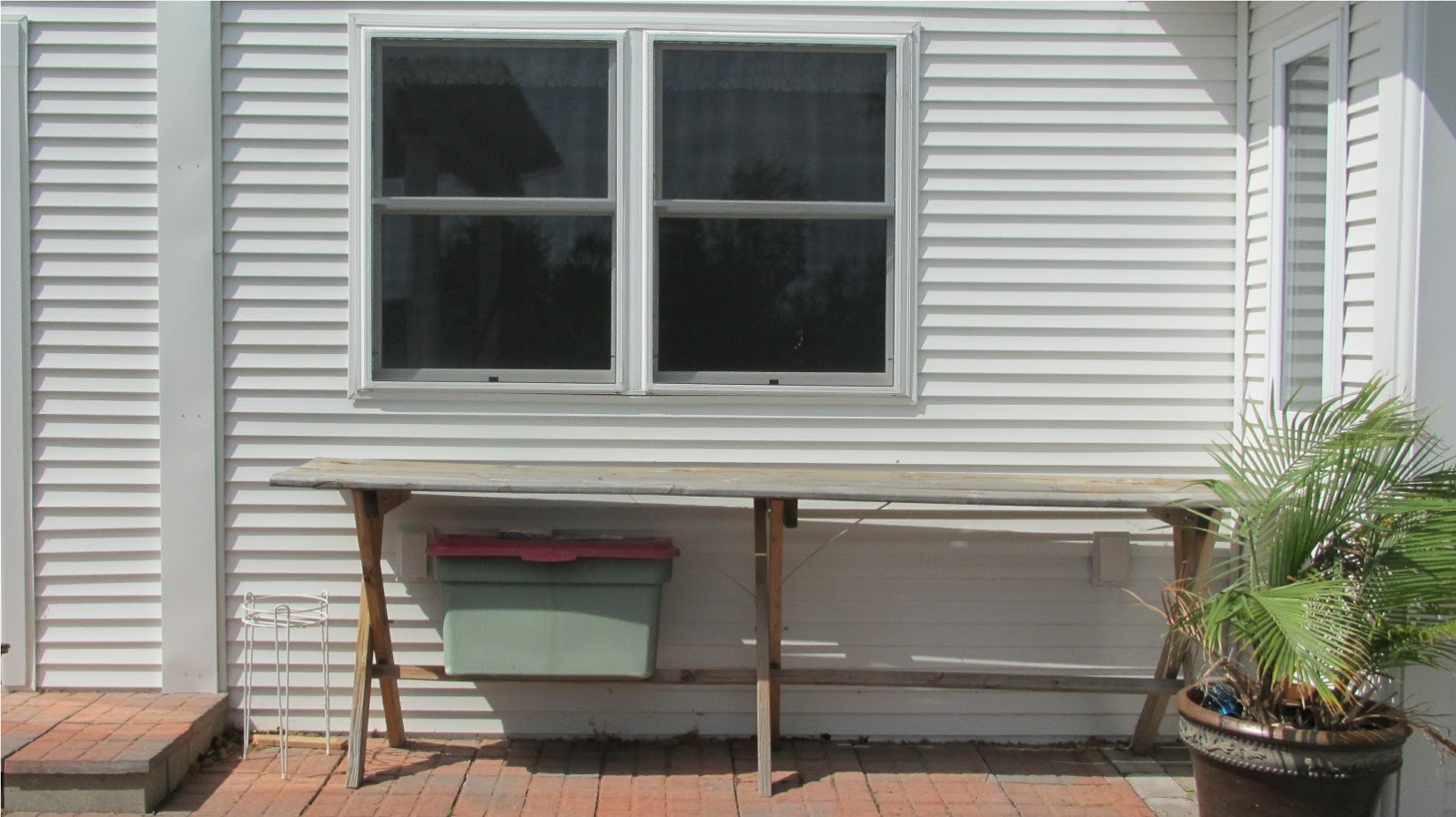 Kammy's Korner Outdoor Buffet Table {Patio}