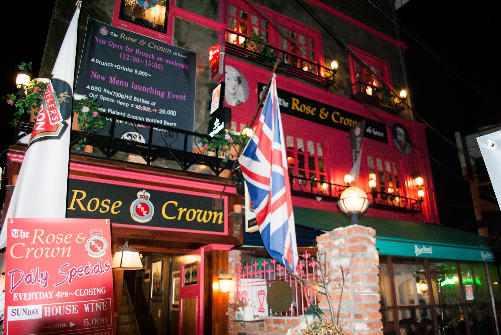 Falling In Light Rose & Crown Pub