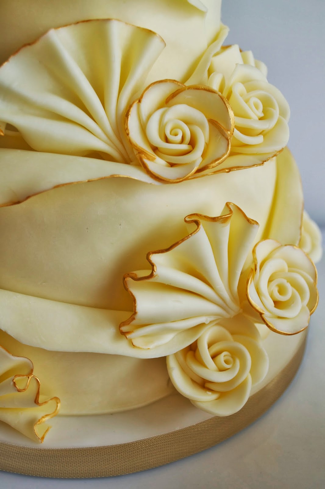 Sugar Ruffles, Elegant Wedding Cakes. Barrow in Furness and the Lake