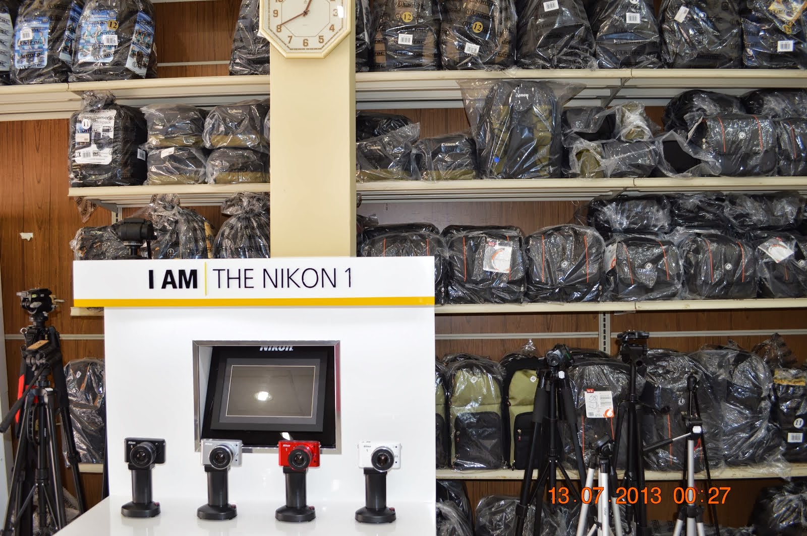 SXM TECH GURU blogs judith roumou THE MUSIC MAN STORE OR KLASS