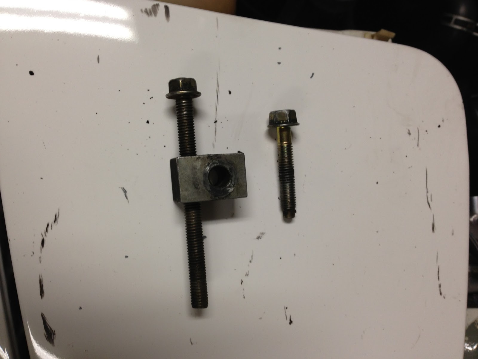 A newbie's adventures in racing Tips on installing a new Alternator on