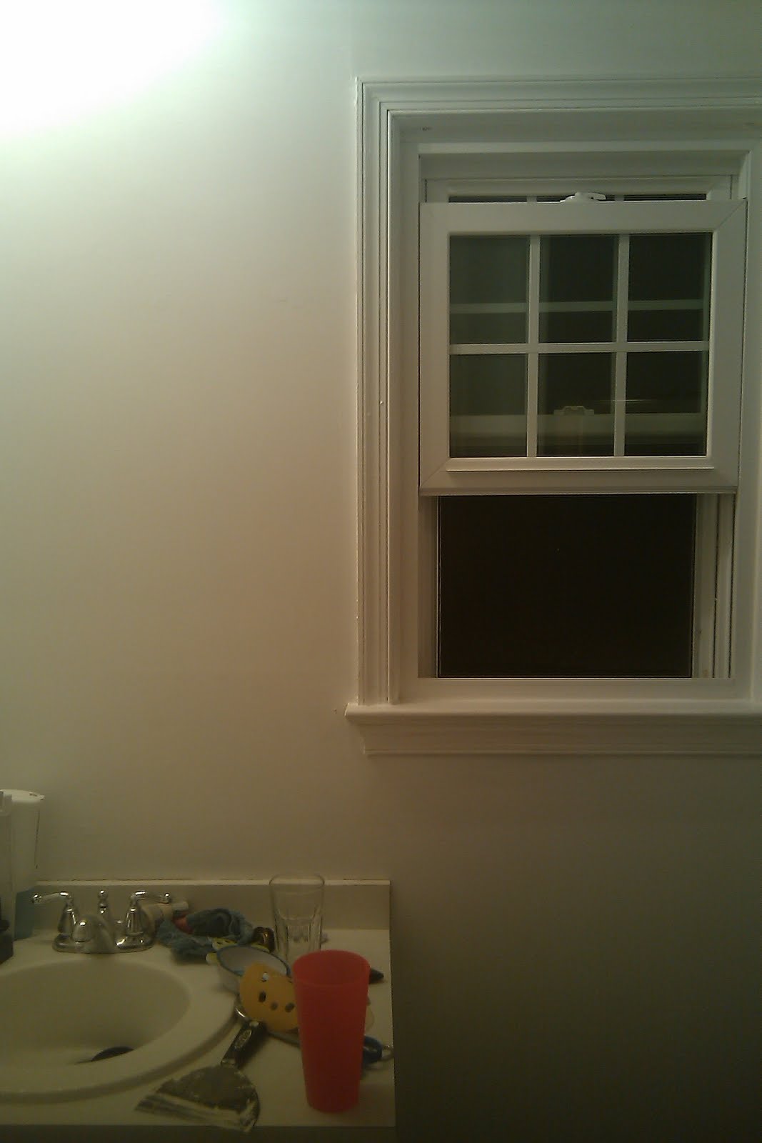 Wallpaper Behind Toilet hd wallon