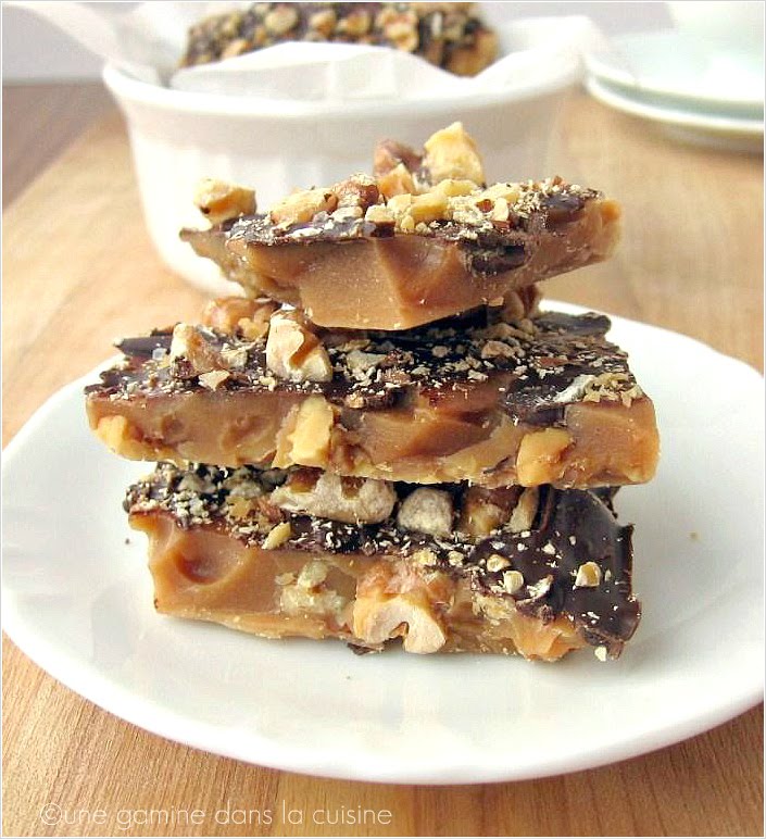 une gamine dans la cuisine Dark Chocolate and Walnut Toffee