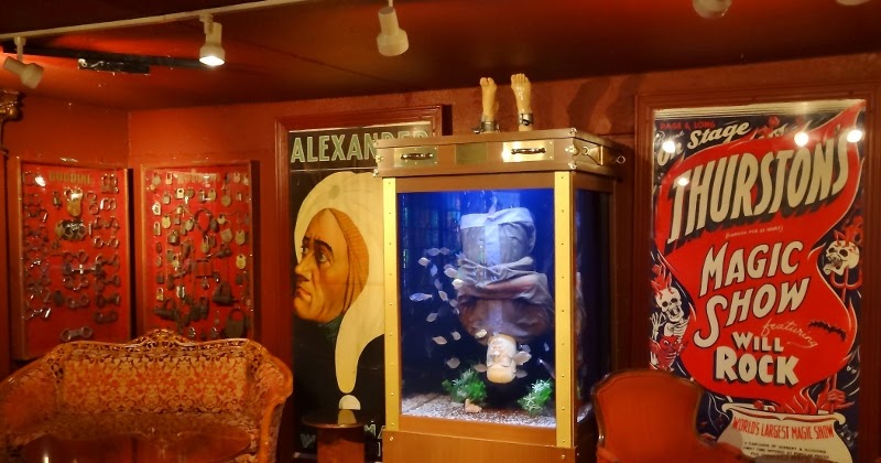 harry houdini water tank