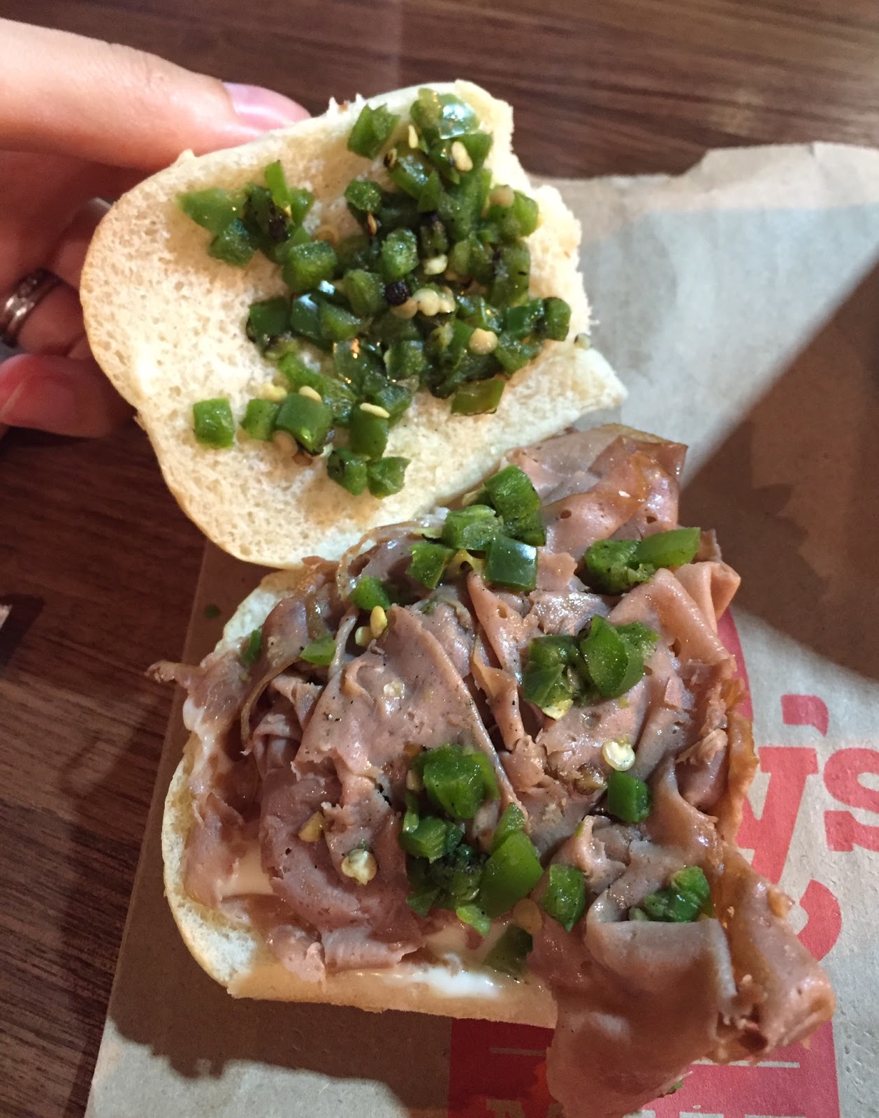 Jalapeño Roast Beef Slider From Arby's / アービーズのハラペーニョ ローストビーフ スライダー I