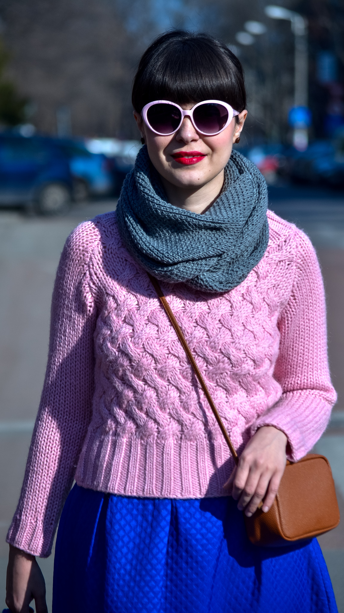 dusty pink sweater cobalt blue skirt koton brown bag satchel H&M grey scarf pinkish heels pink eyeglasses spring 