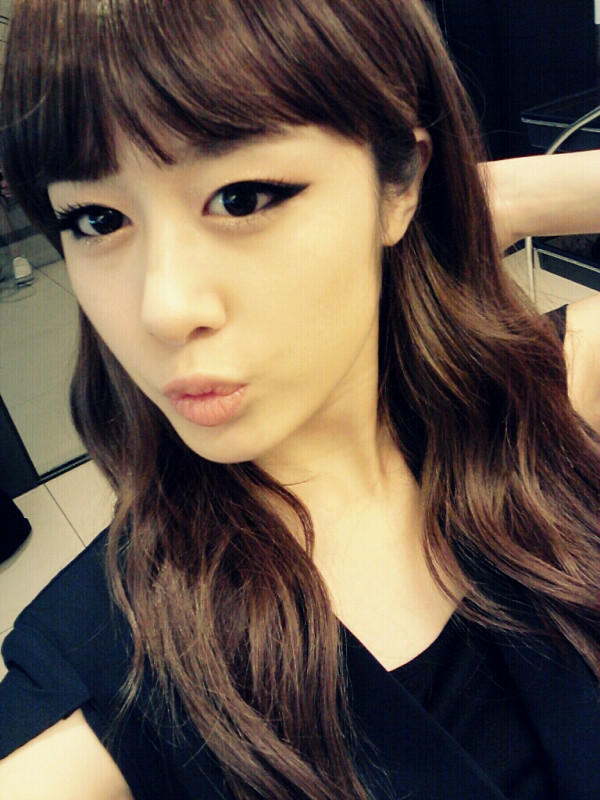 Park Ji Yeon - Twitter Pictures - eueelasfashionistas