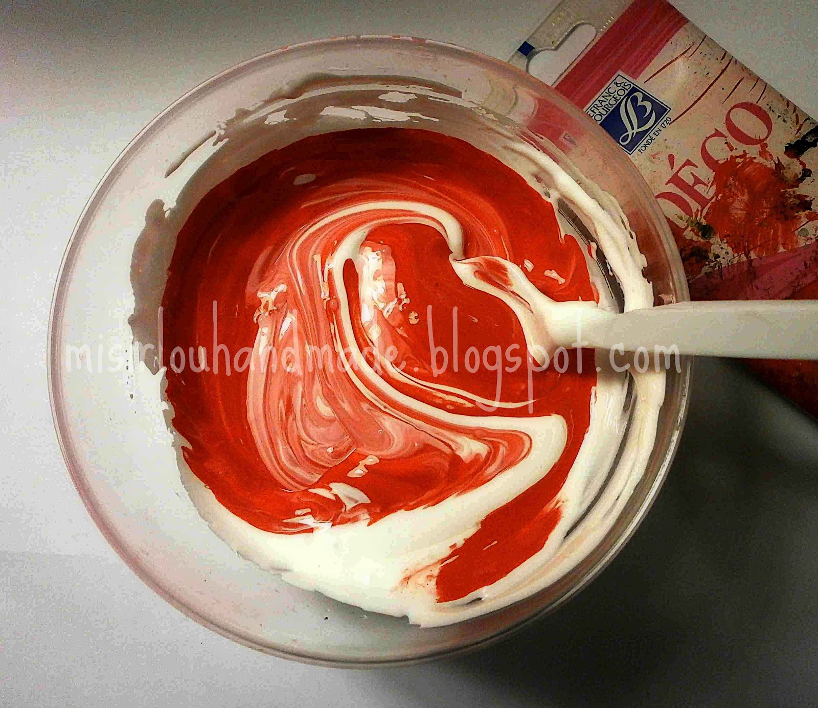 misirloumisirlou PLUSTER LINER PEN & DECOUPAGE GLUE (DIY)