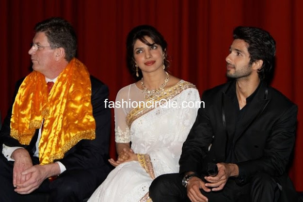 Various pics of priyanka chopra and shahid kapoor In melbourne IFFM opening ceremony  -  Priyanka & Shahid- Indian Flim Festival Melbourne -- opening night pics