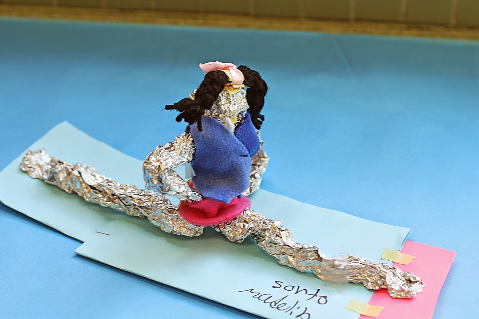 smART Class Foil People Sculptures