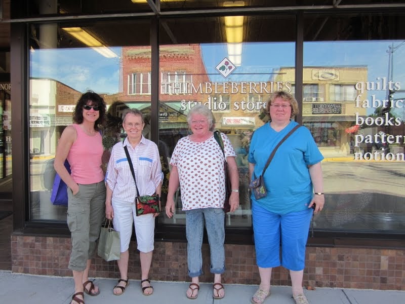 DillyDally Days 8/4Thimbleberries Studio StoreHutchinson, MN