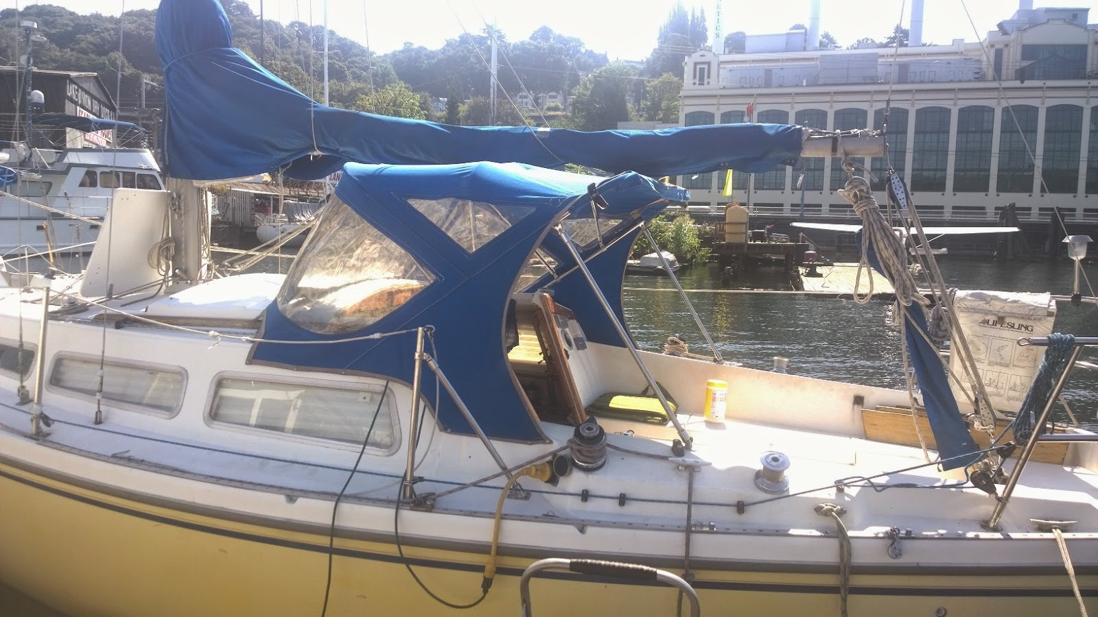 1977 Catalina 27 Sailboat Adventures Installed the bimini top