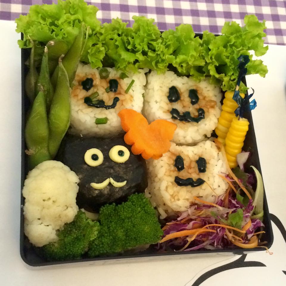 The Cat House Cafe Adorable Cats & Yummy Bento Meals It's Me, Gracee