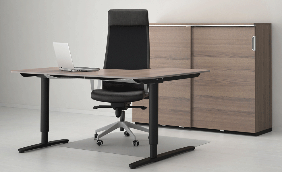 Press a Button to Adjust This Table Spicytec