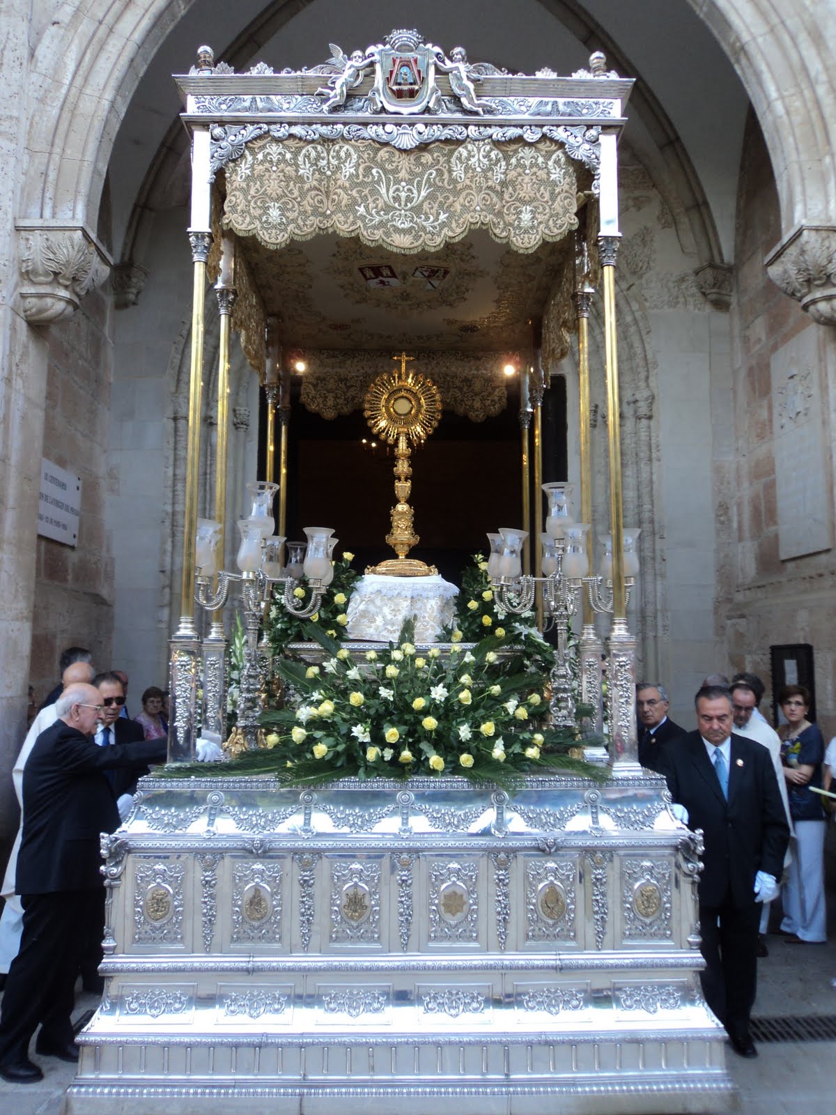 Resultado de imagen de procesión corpus christi