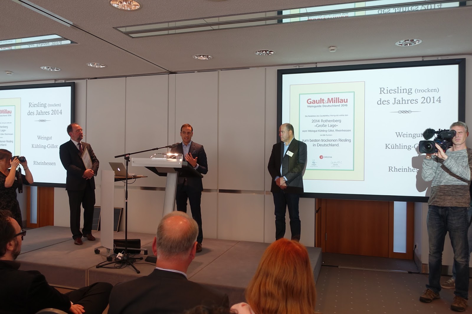 Schiller Wine Germany S Best Winemakers And Wines Gault Millau Weinguide Deutschland 16 Awards The Awards Ceremony In Mainz Germany