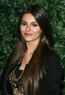 Victoria Justice hot wallpapers