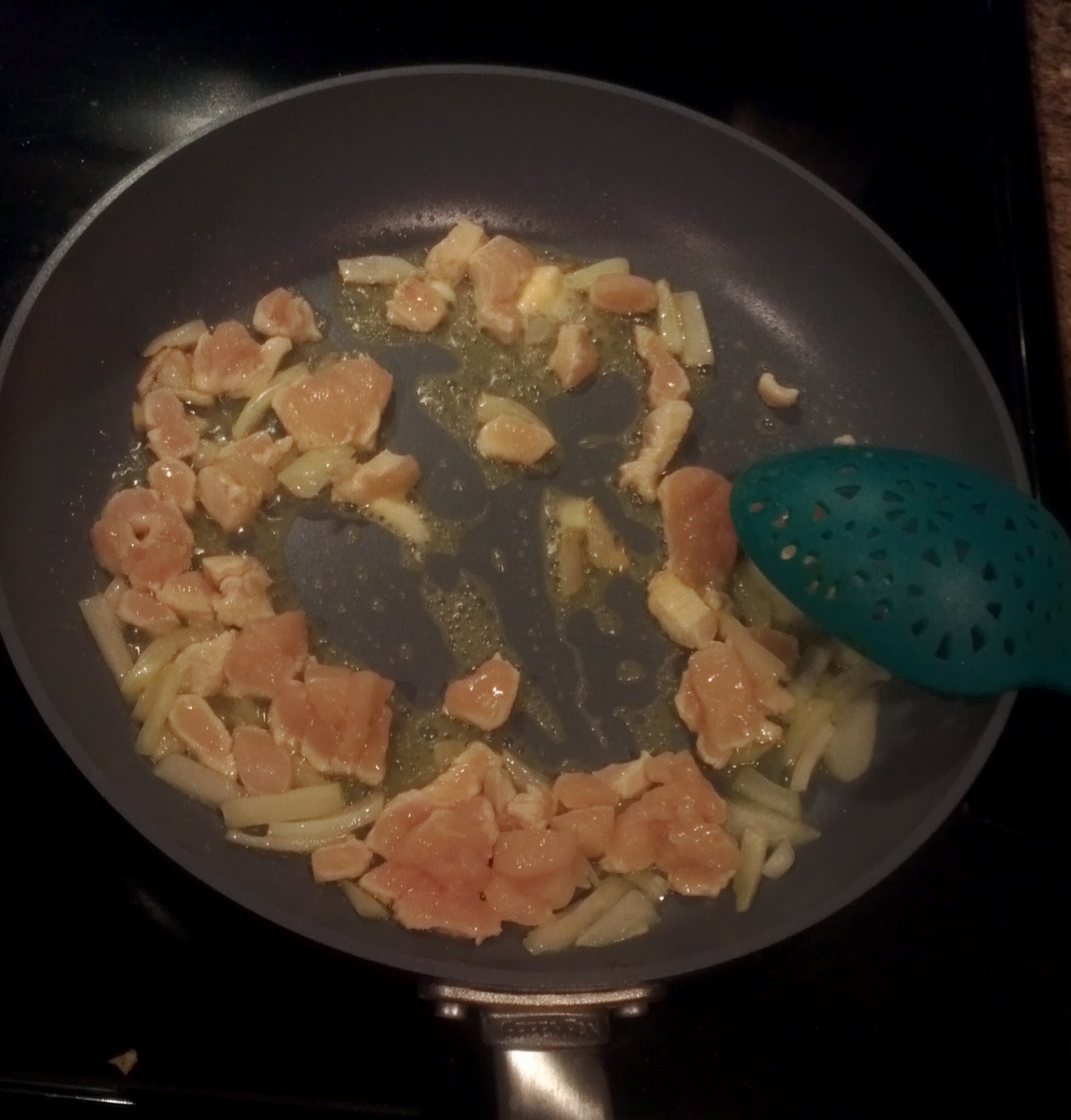 The Johnston's {Home made baby food Chicken with sweet potato & apple}