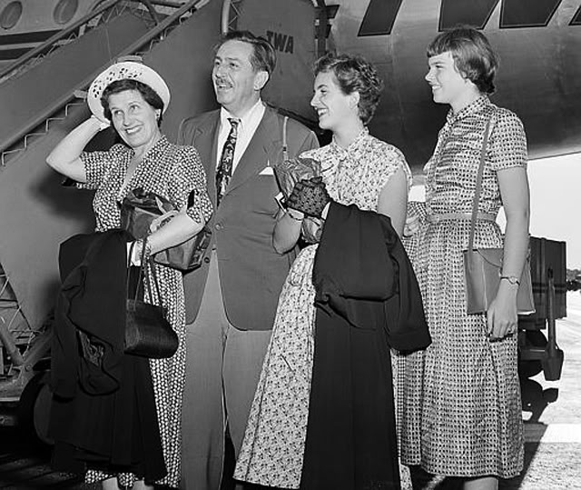 Fascinating Historical Picture of Walt Disney in 1959 