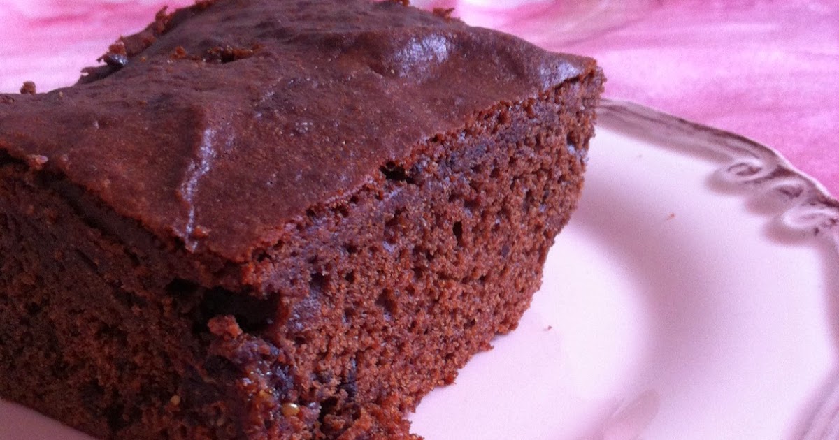 Çikolatalı Karadutlu Kek