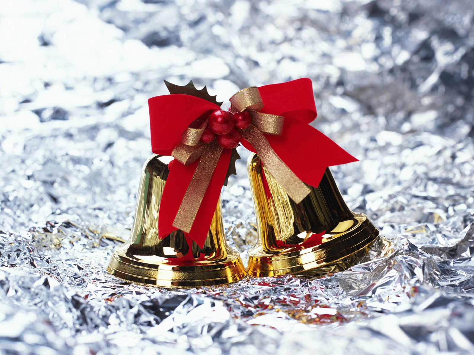 Free Christmas Wallpapers: Christmas Bells Wallpapers