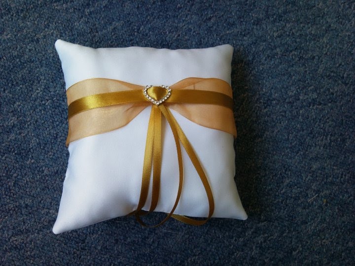 ring cushion white with Gold ribbon and silver heart $8.50