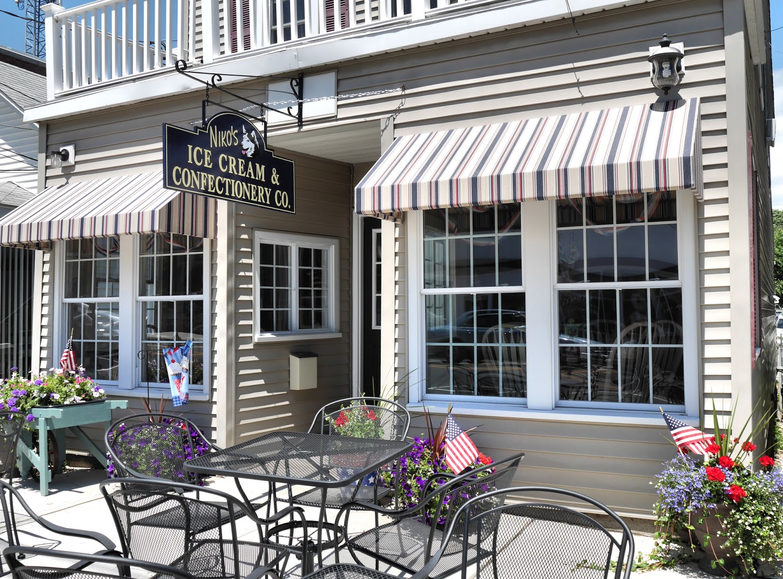 The Size of Connecticut Main Street, Clinton