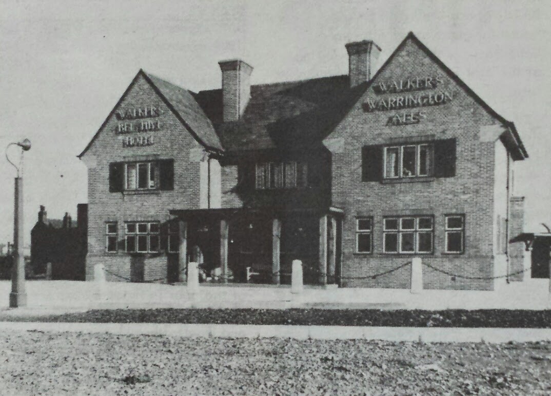 Pubs of Manchester Beehive, Rake Lane