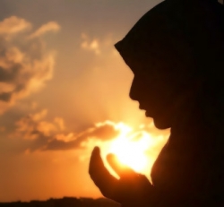 Pentingnya Wanita Berjilbab ~ Info Seputar Wanita