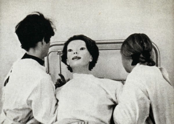 The expressionless, The sinister story of &#8216;The Expressionless&#8217;