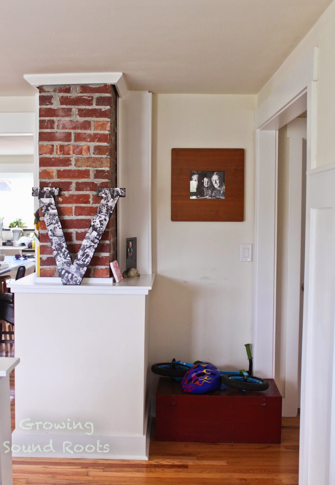 dream living room and entry black and white craftsman style