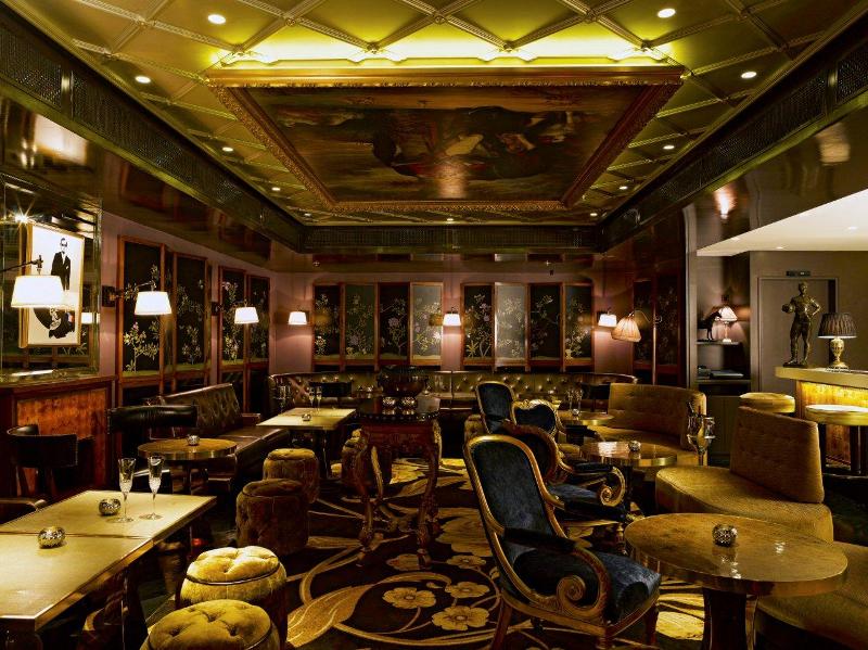 London Bars KEITH BARKERMAIN Drinks London Dry (preferably Tanqueray