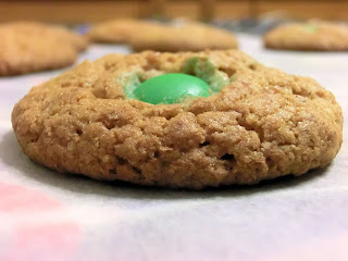 Crunchy oatmeal M&M's chocolate chip cookies
