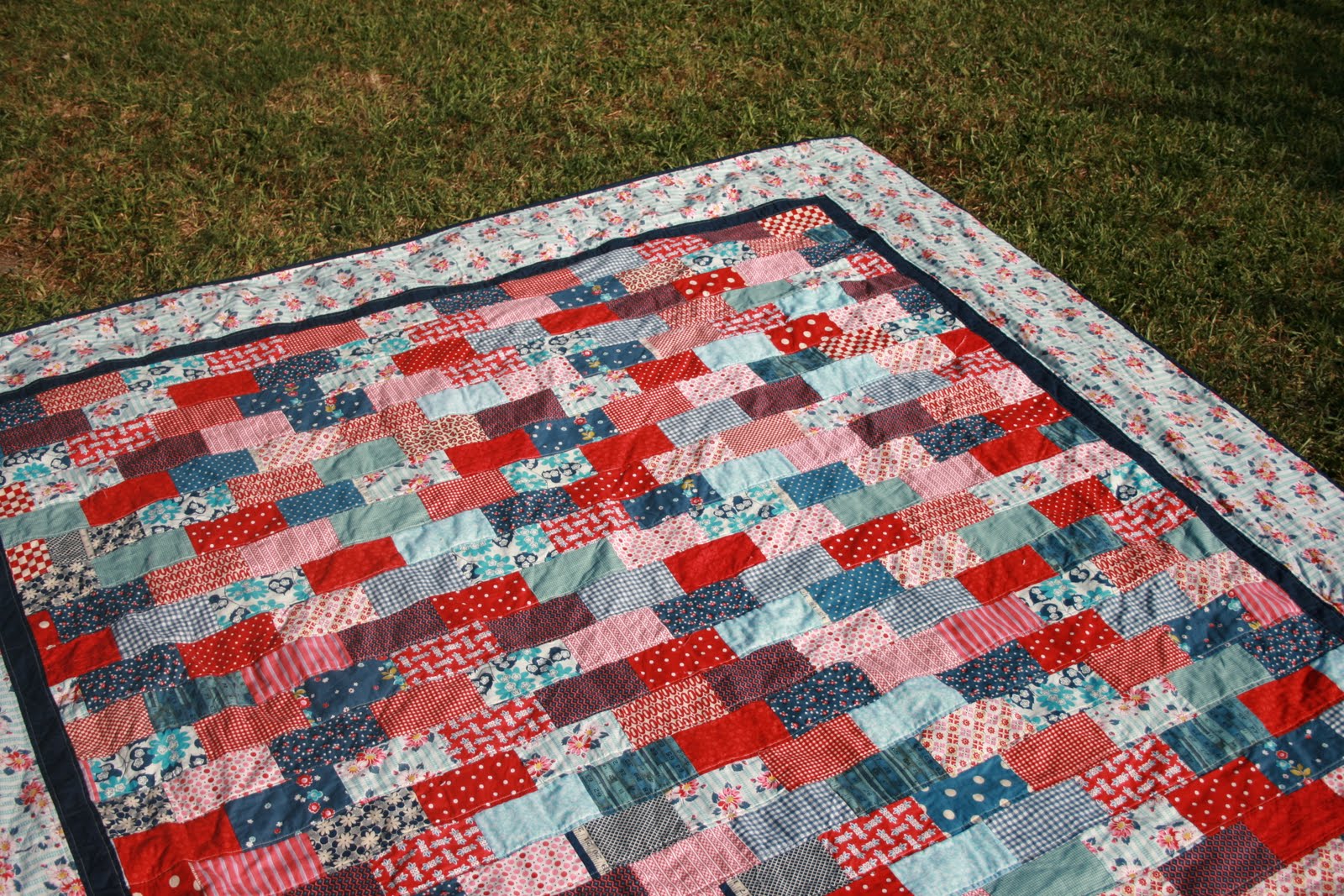 The Tulip Patch Blogger's Quilt Festival My 1st King Size Quilt!
