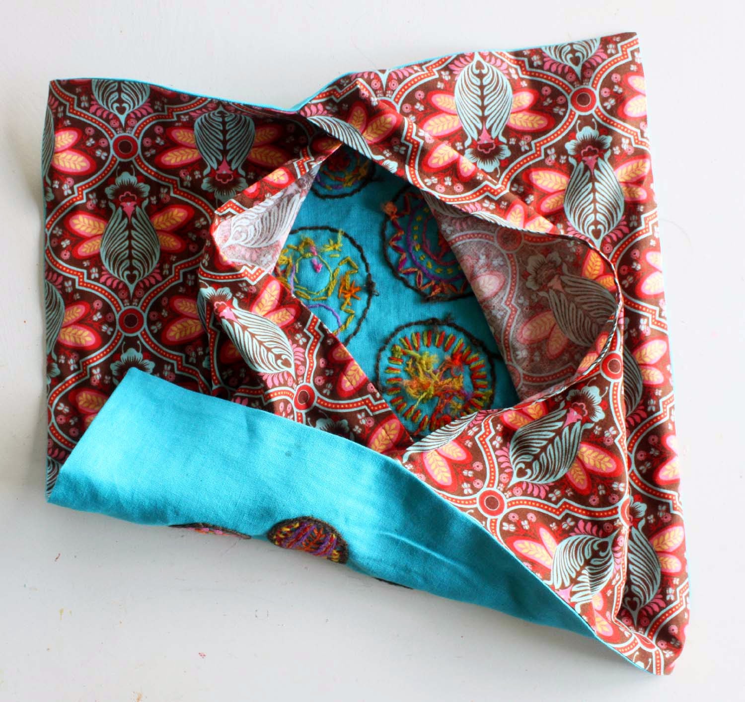 Getting Stitched on the Farm Tutorial How to Sew a Removable Pillow