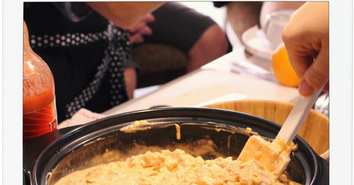Jenn's Random Scraps Buffalo Chicken Dip {and a Margarita Fruit Dip!}