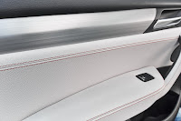 2017-BMW-X4-M40i-77.jpg
