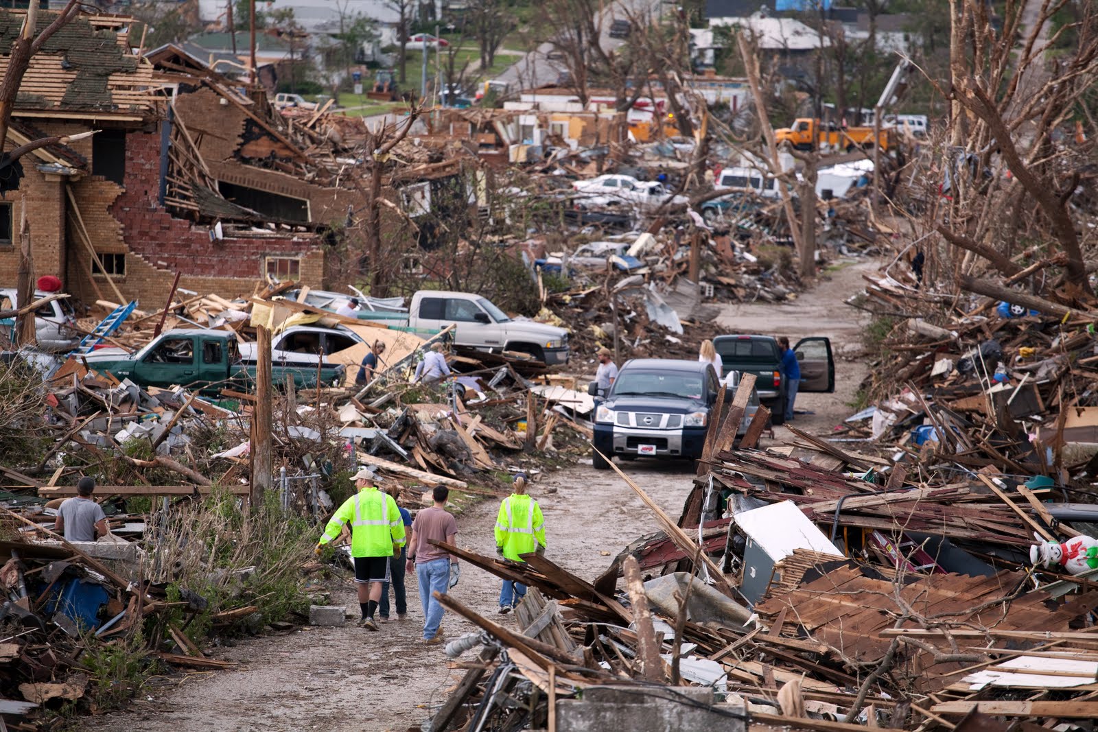 FRAME BY FRAME Joplin Tornado 2011