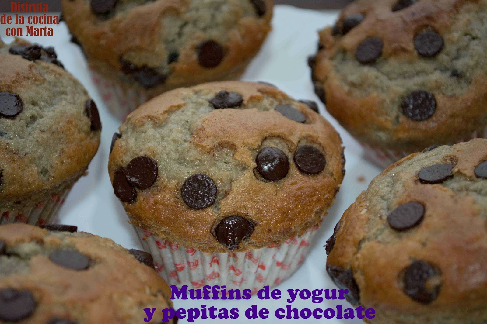 Disfruta de la cocina con Marta Muffins de yogur y pepitas de chocolate