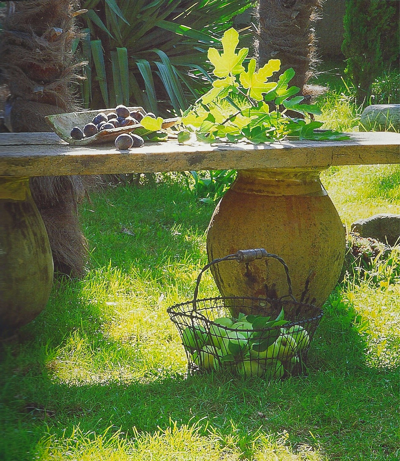 The Polished Pebble: Classic Garden Style