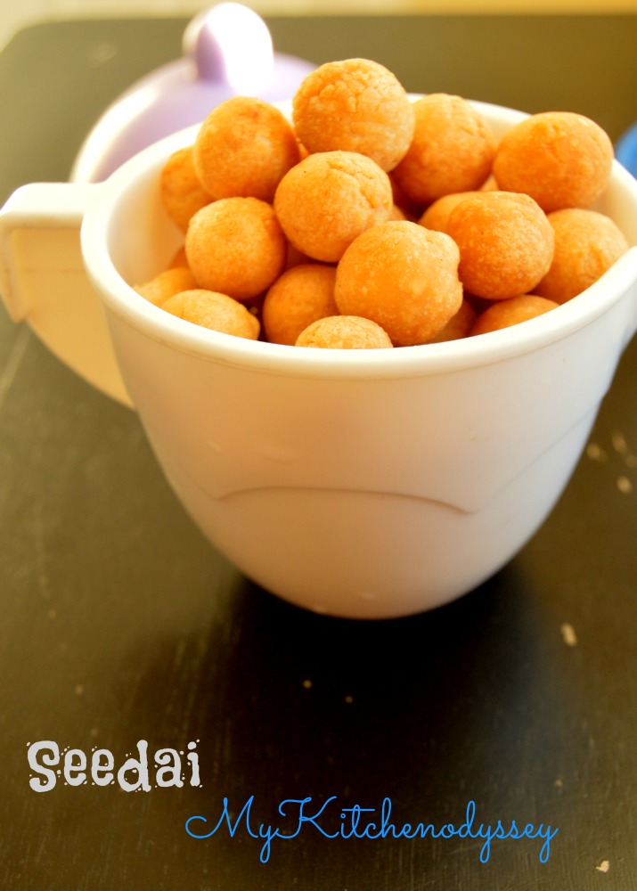 Crunchy Maida Seedai Recipe Easy Seedai Recipe