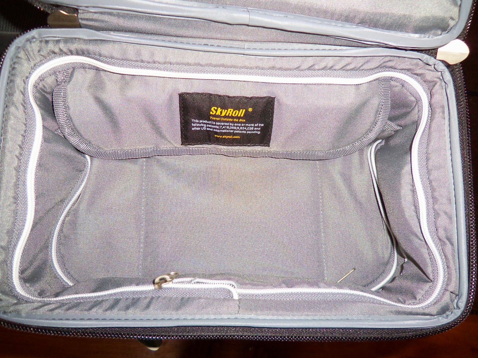 Shereen Travels Cheap Review Skyroll Spinner Carryon