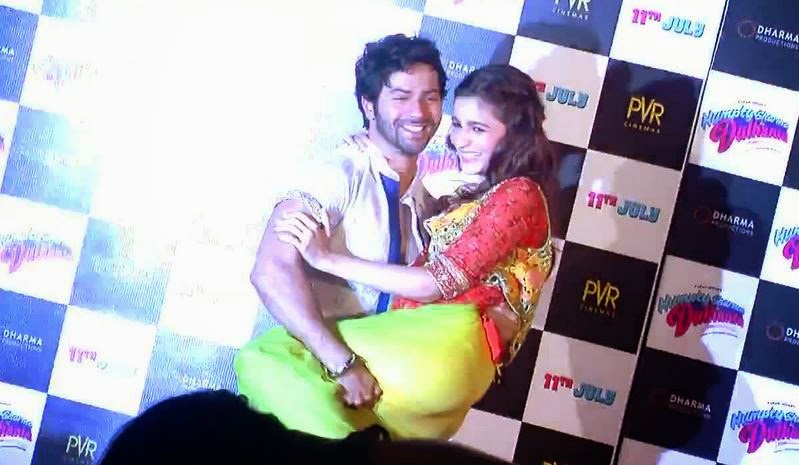 Cinema News and Review: Alia Bhatt's Most Viewd Hot Photos