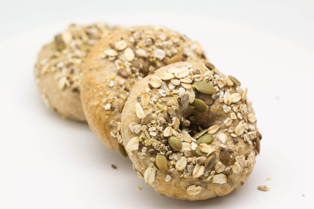 Hovkonditorn Bagel with Multigrain Topping