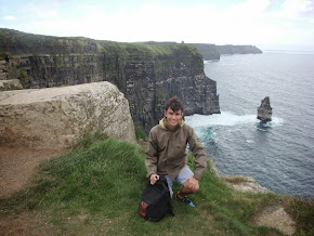 Agustí Tola en Cliffs of Moher (Irlanda)