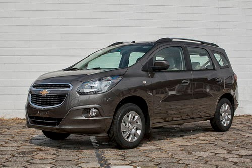Chevrolet Spin 1.5 LTZ AT Harga Chevrolet Spin Indonesia